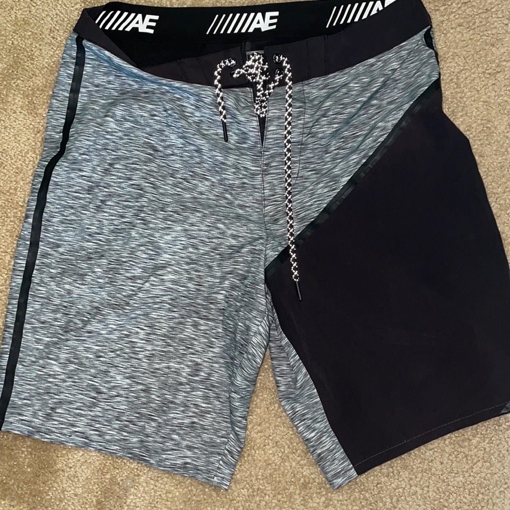 American Eagle swim board shorts bathing suit  size S